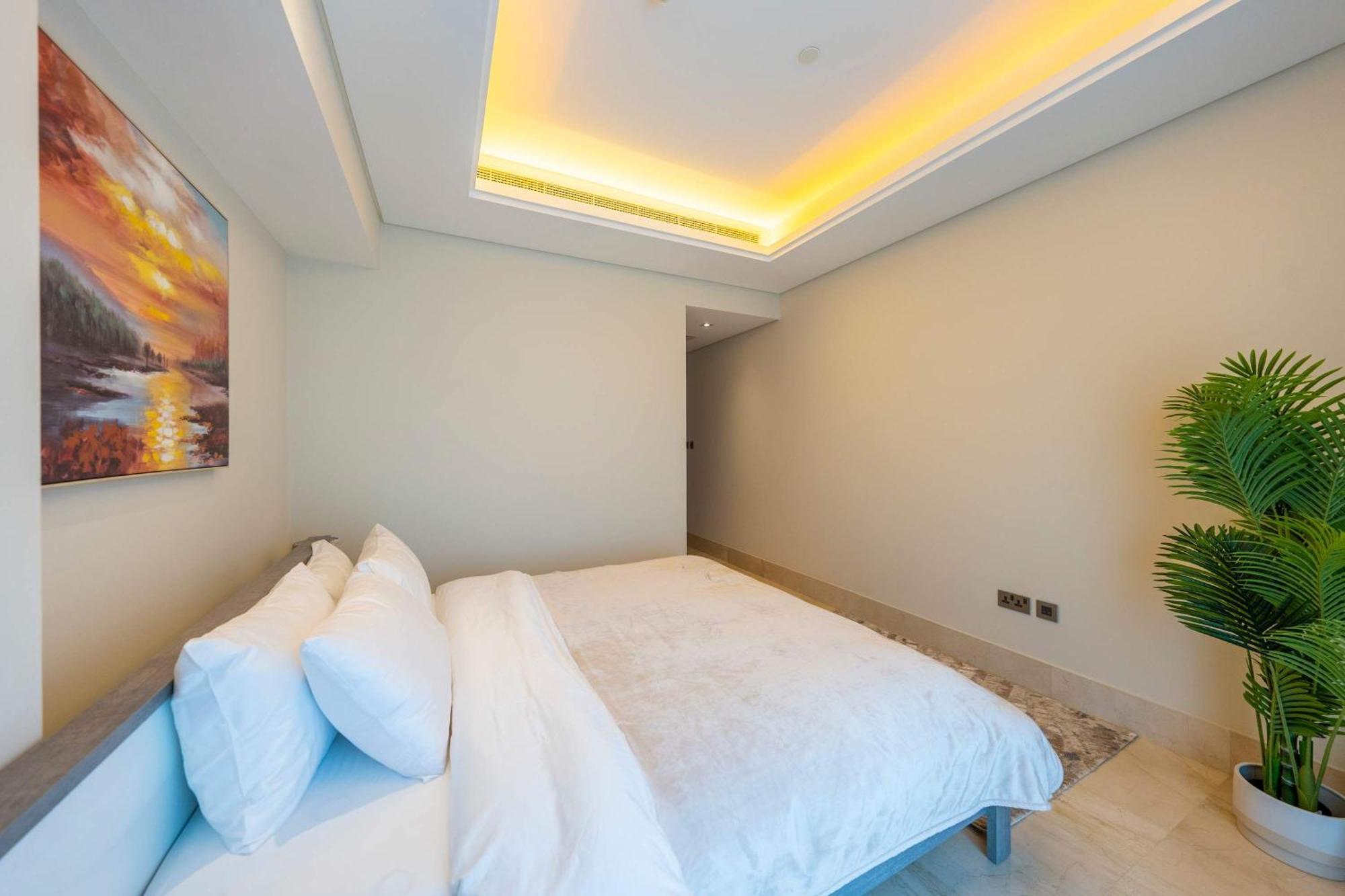 Spacious Beachfront 2 Bedroom Apartment - The 8 Dubai Eksteriør bilde