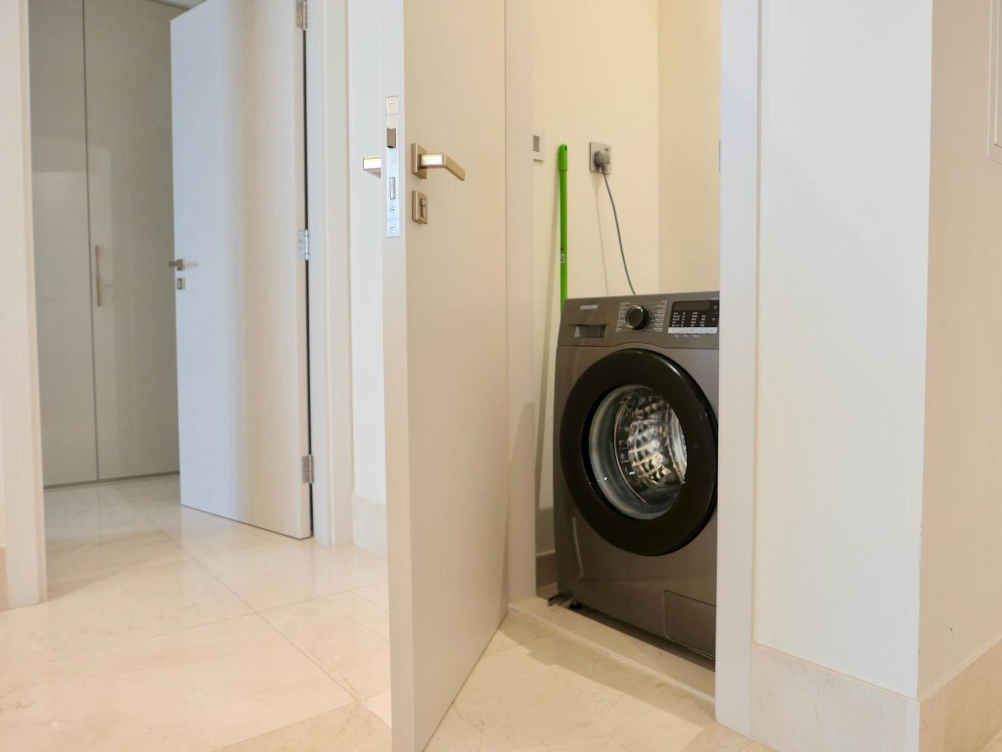Spacious Beachfront 2 Bedroom Apartment - The 8 Dubai Eksteriør bilde